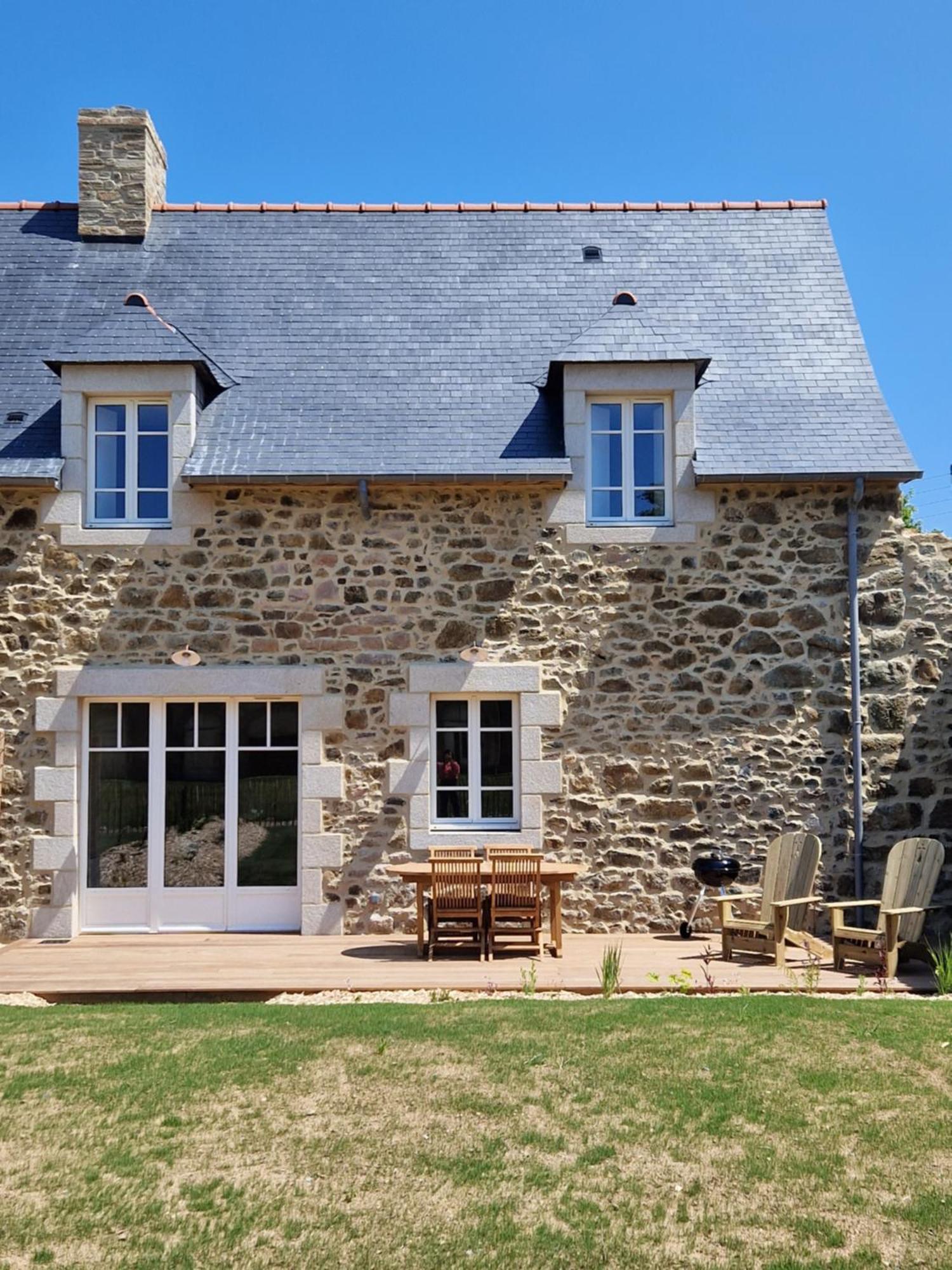 Bed and Breakfast Domaine Du Cloitre Пленёф-Валь-Андре Экстерьер фото